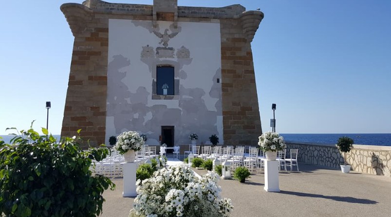 The Torre di Ligny in Trapani, set for a wedding on the sea wall